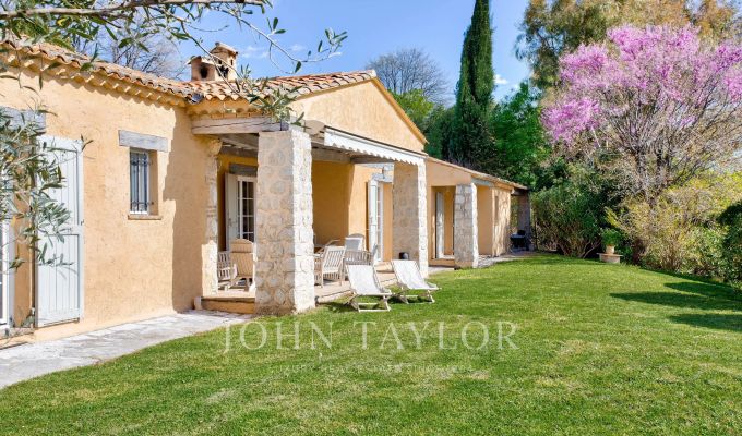 Sale House Saint-Paul-de-Vence