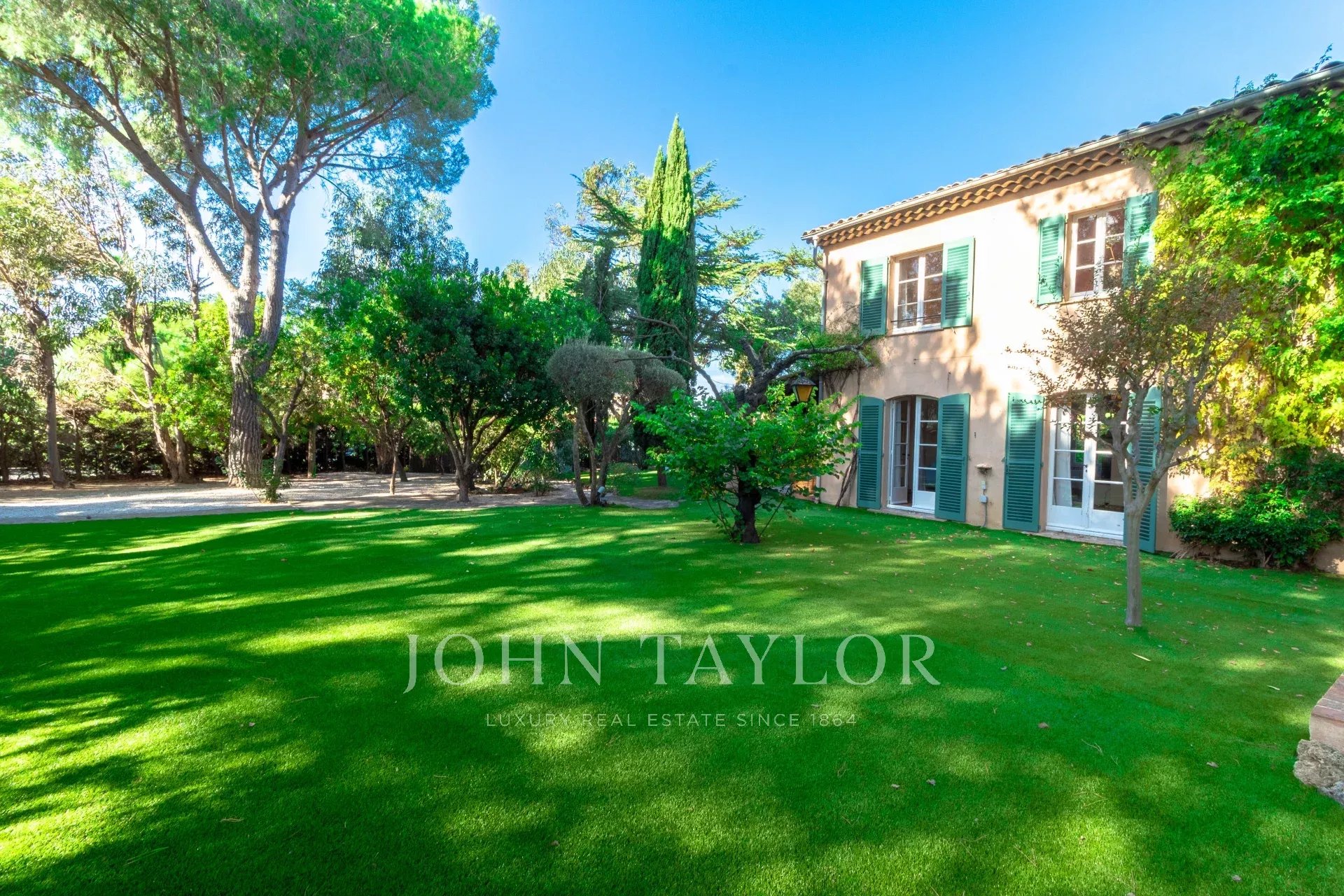 ad-sale-house-saint-tropez-83990-10-0-rooms-ref-v2002st