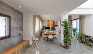 Sale House Santa Eularia des Riu