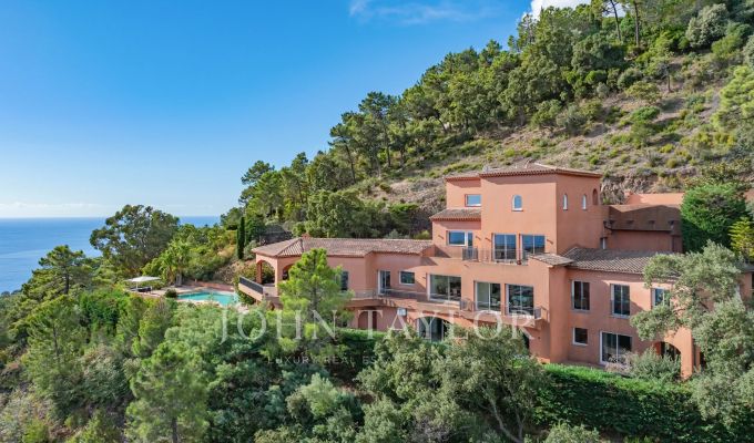 Sale House Théoule-sur-Mer