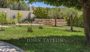 Sale House Valbonne