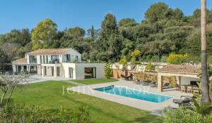 Sale House Valbonne