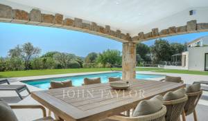 Sale House Valbonne