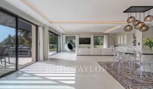Sale House Valbonne