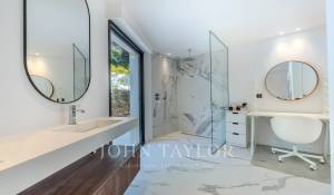 Sale House Valbonne