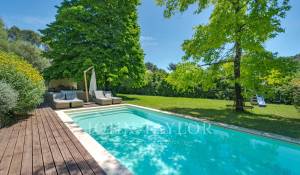 Sale House Valbonne
