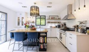 Sale House Valbonne