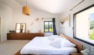 Sale House Vaugines