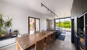 Sale House Vaugines