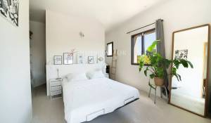 Sale House Vaugines