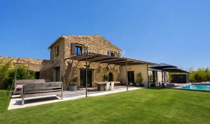 Sale House Vaugines