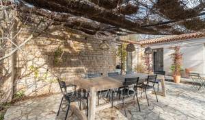 Sale House Vauvenargues