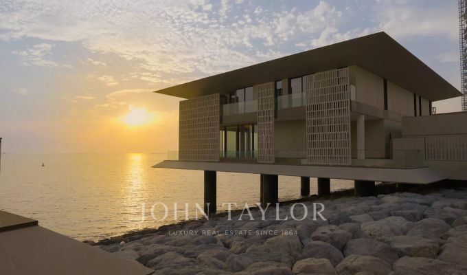 Sale Mansion Jumeirah