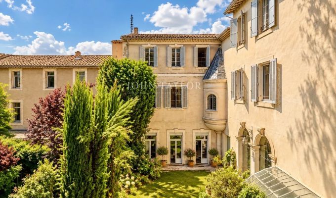 Sale Mansion L'Isle-sur-la-Sorgue