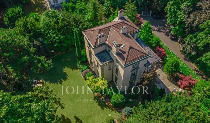 Sale Mansion Montreux