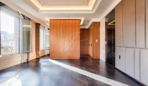 Sale Mansion Paris 16ème