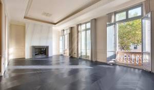 Sale Mansion Paris 16ème