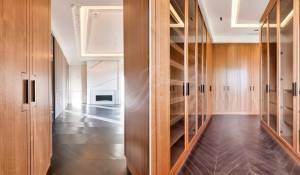 Sale Mansion Paris 16ème