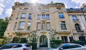Sale Mansion Paris 16ème