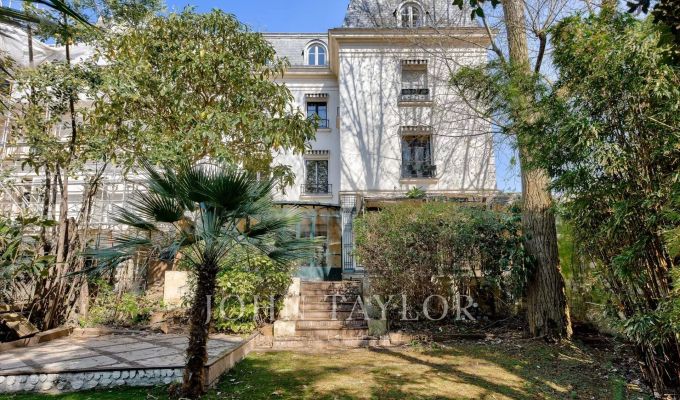 Sale Mansion Paris 16ème
