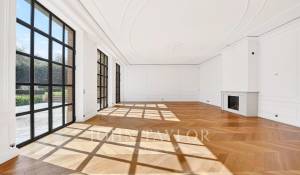 Sale Mansion Paris 7ème