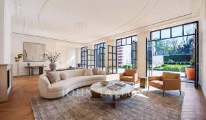 Sale Mansion Paris 7ème