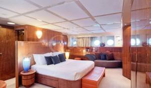 Sale Motor Yacht 