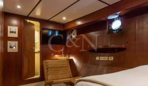 Sale Motor Yacht 