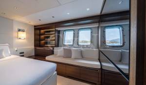 Sale Motor Yacht 