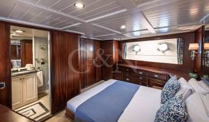 Sale Motor Yacht 