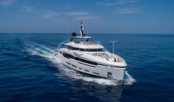 Sale Motor Yacht 
