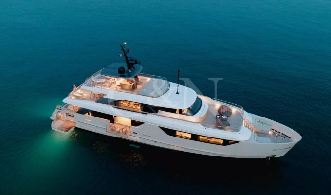 Sale Motor Yacht 