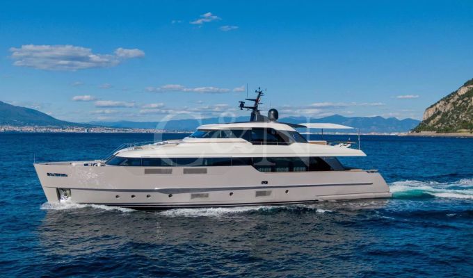 Sale Motor Yacht 