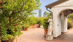 Sale Penthouse Milano