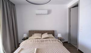 Sale Penthouse Mouttagiaka