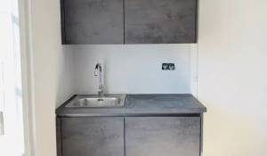 Sale Premises Villeneuve