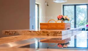 Sale Property Bonnieux