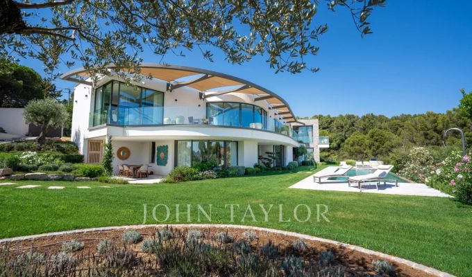 Sale Property Cavalaire-sur-Mer