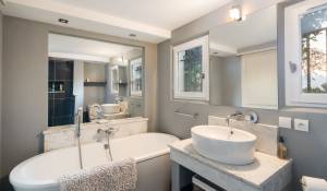 Sale Property Châteauneuf-Grasse
