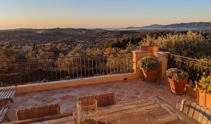 Sale Property Châteauneuf-Grasse
