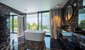 Sale Property Cologny