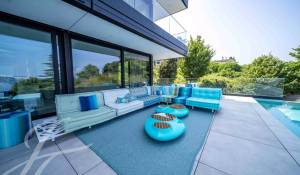 Sale Property Cologny