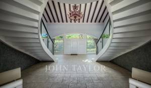 Sale Property Givrins