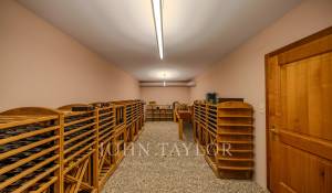 Sale Property Givrins