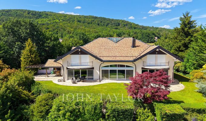 Sale Property Givrins