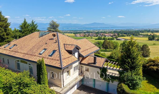Sale Property Givrins