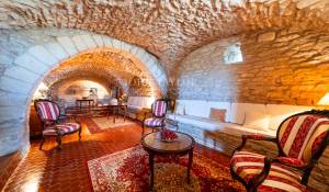 Sale Property Gordes