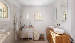 Sale Property La Colle-sur-Loup