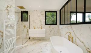 Sale Property La Croix-Valmer