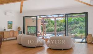 Sale Property La Croix-Valmer